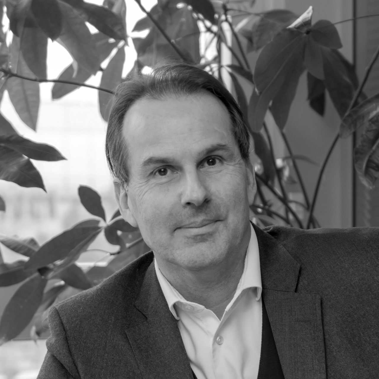 Thierry new https://villas-arborea.ch/wp-content/uploads/2025/10/Thierry-new-1280x1280.jpg